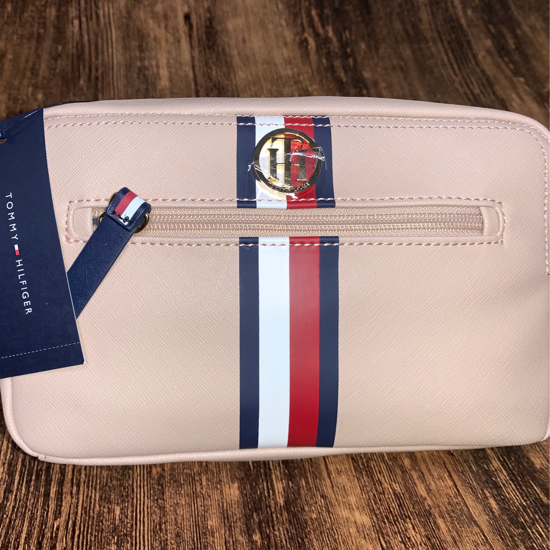 Tommy hilfiger pouch top